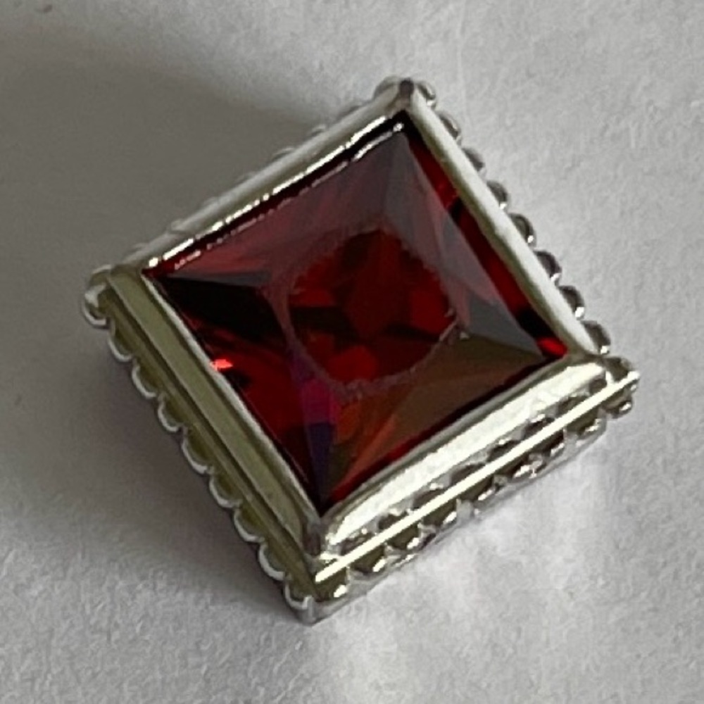 Women’s Caerleon Silver and Gold Ring with Interchangeable Gemstones. - Picture 11 of 16